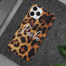 Carica l'immagine nel visualizzatore di Gallery, Cover protection "Animalier" con nome personalizzabile