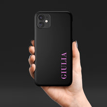 Carica l'immagine nel visualizzatore di Gallery, Cover nera con nome personalizzabile