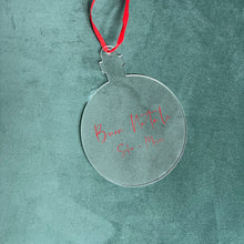 Carica l'immagine nel visualizzatore di Gallery, Decoro Palla di natale con foto o dedica personalizzabile