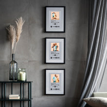 Carica l'immagine nel visualizzatore di Gallery, Quadro con codice spotify e foto personalizzabile 30x40cm