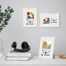 Carica l'immagine nel visualizzatore di Gallery, Quadro bianco con codice Spotify e foto personalizzabile 13x18cm
