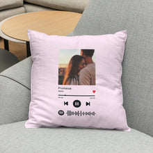 Carica l'immagine nel visualizzatore di Gallery, Cuscino rosa con codice spotify e foto personalizzabile 40 cm x 40 cm