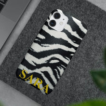 Carica l'immagine nel visualizzatore di Gallery, Cover protection "Zebra" con nome personalizzabile