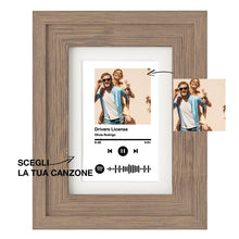 Carica l'immagine nel visualizzatore di Gallery, Quadro marrone con codice spotify e foto personalizzabile 13x18cm