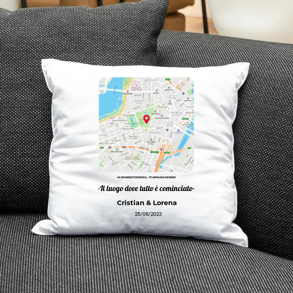 Cuscino bianco con mappa personalizzabile