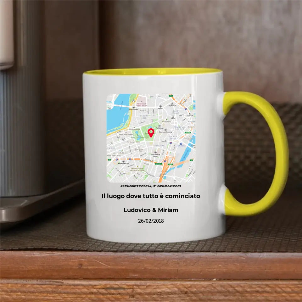 Tazza gialla con mappa personalizzabile