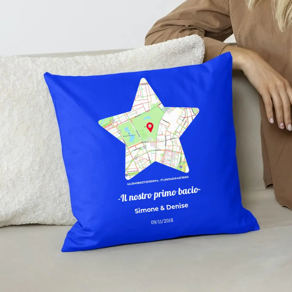 Cuscino blu con mappa stella personalizzabile