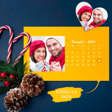 Carica l&#39;immagine nel visualizzatore di Gallery, Cartolina Gialla Calendario con foto e data personalizzabili
