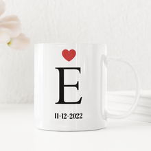 Carica l'immagine nel visualizzatore di Gallery, Coppia di Tazze con iniziali personalizzabile
