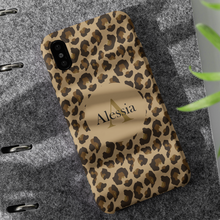 Carica l&#39;immagine nel visualizzatore di Gallery, Cover protection &quot;Leopard&quot; con lettera e nome  personalizzabile
