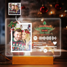 Carica l&#39;immagine nel visualizzatore di Gallery, Targa &quot;Christmas&quot; con base a led in legno e codice spotify con foto personalizzabile 20cm x 15cm
