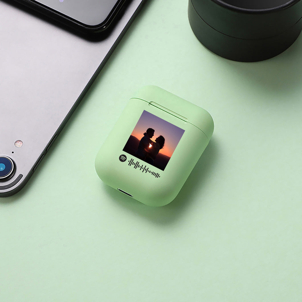 Cuffie Bluetooth verde pastello con codice spotify e foto personalizzabile