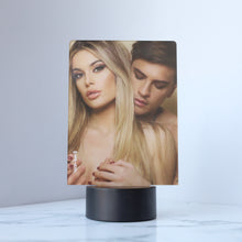 Carica l&#39;immagine nel visualizzatore di Gallery, Targa con base a led 15cm x 20cm personalizzabile
