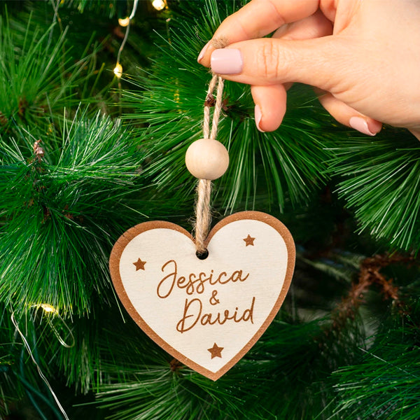 Decoro natalizio n legno a forma di cuore con dedica personalizzabile