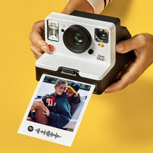 Carica l&#39;immagine nel visualizzatore di Gallery, Polaroid con codice spotify e foto personalizzabile 10cm x 13cm
