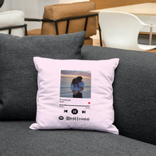 Carica l&#39;immagine nel visualizzatore di Gallery, Cuscino rosa con codice spotify e foto personalizzabile 40 cm x 40 cm
